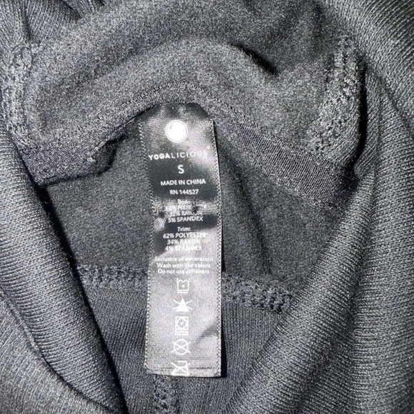 Yogalicious Black Pullover Active Wear Gaiter Long Sleeve Athleisure Lounge Top - Picture 10 of 11